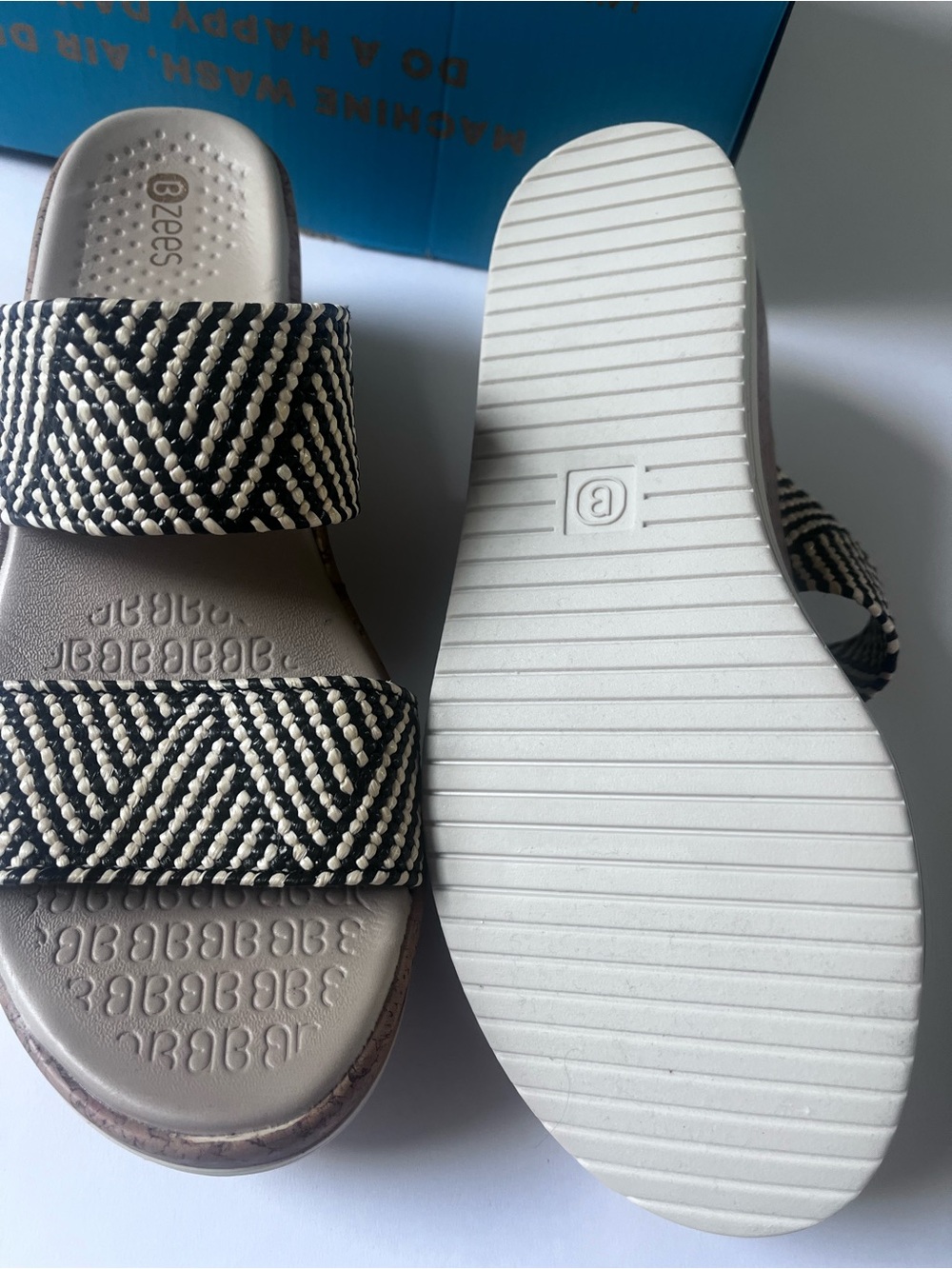 Bzees Black & black/cream Braided Slide Sandal Size 8 NWOT - Picture 8 of 10